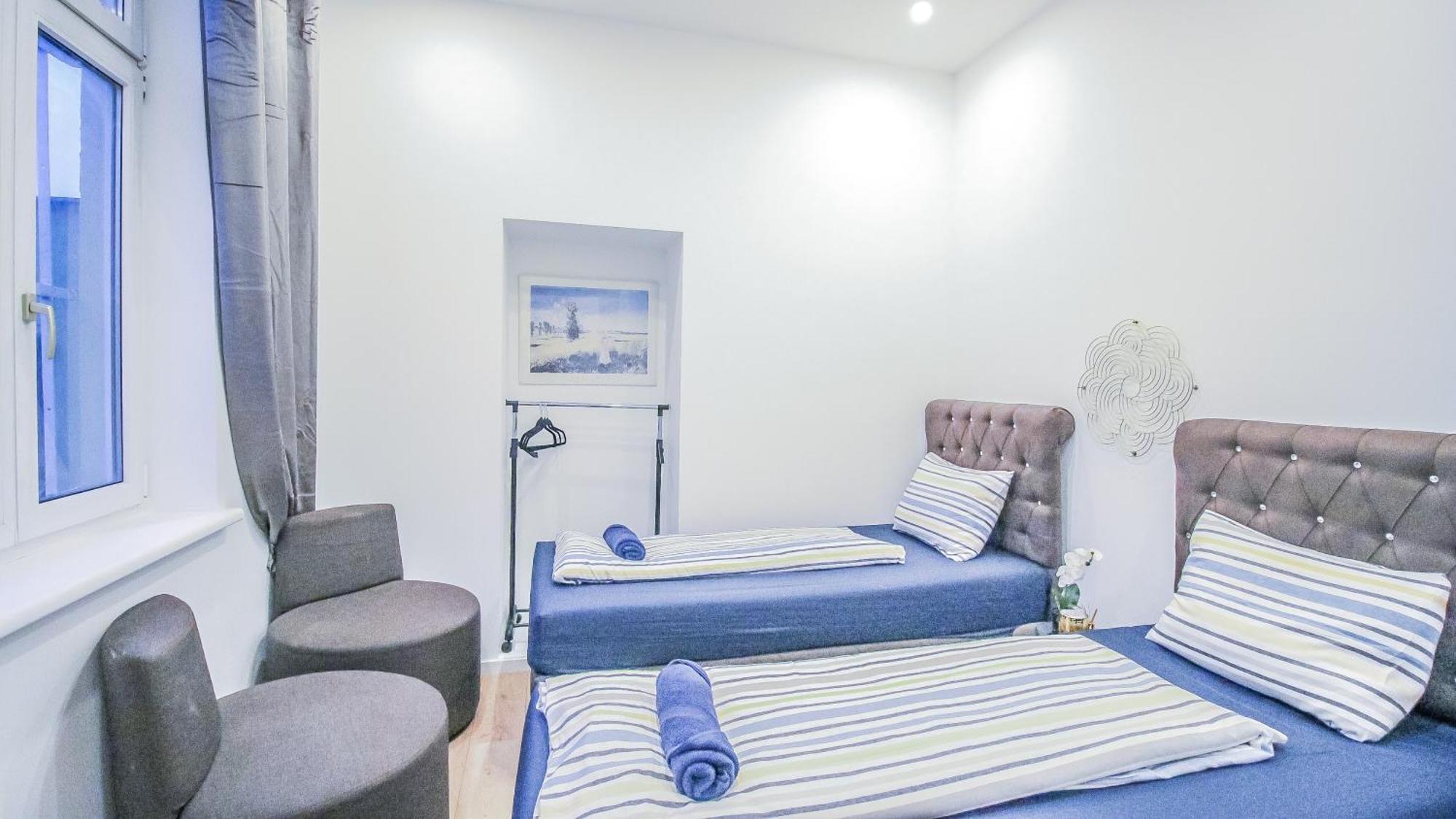 Disc Cozy Rooms In Liesing Vienna Exterior photo