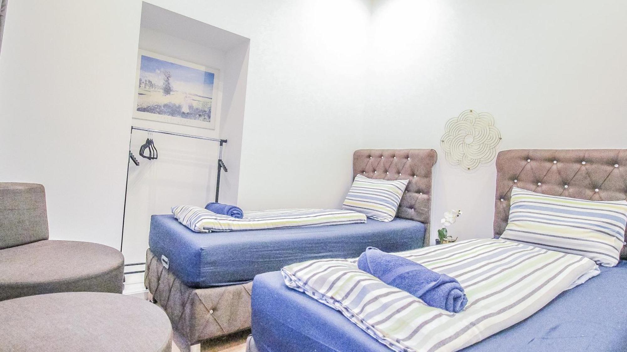 Disc Cozy Rooms In Liesing Vienna Exterior photo