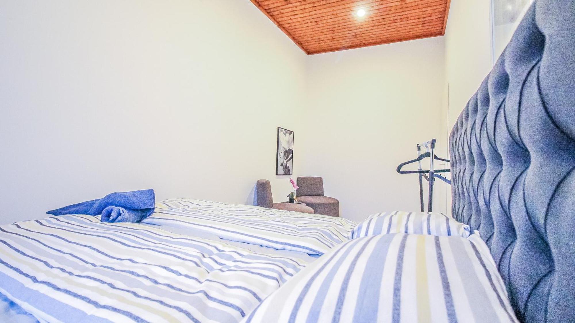 Disc Cozy Rooms In Liesing Vienna Exterior photo