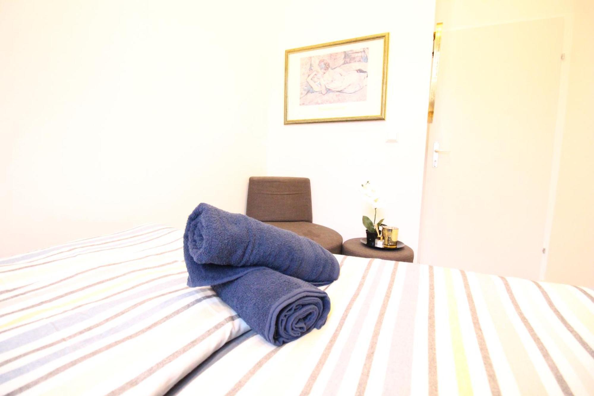 Disc Cozy Rooms In Liesing Vienna Exterior photo