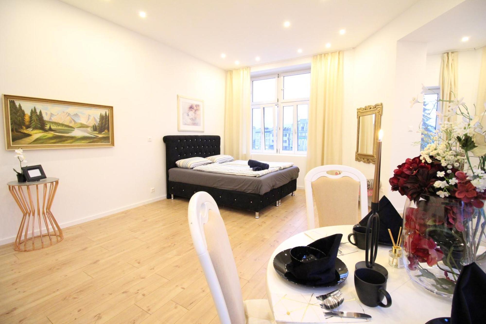 Disc Cozy Rooms In Liesing Vienna Exterior photo