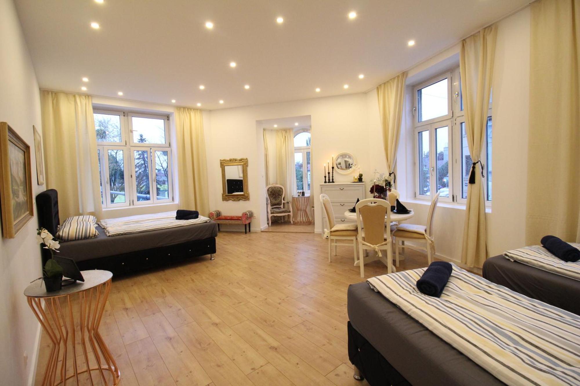 Disc Cozy Rooms In Liesing Vienna Exterior photo
